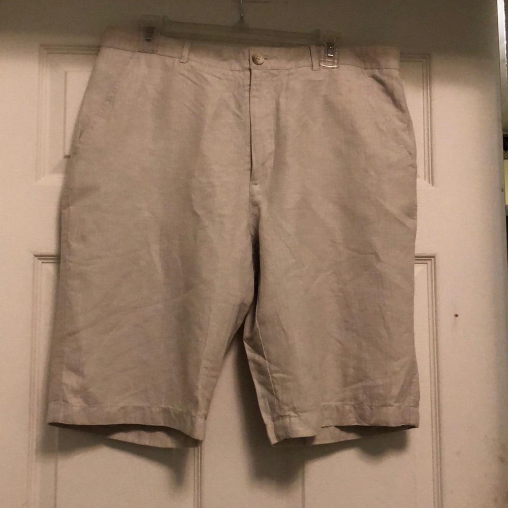 Mens: Cream, Light khaki Linen Shorts